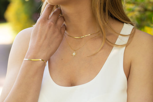 How To Layer Jewellery Like a Pro