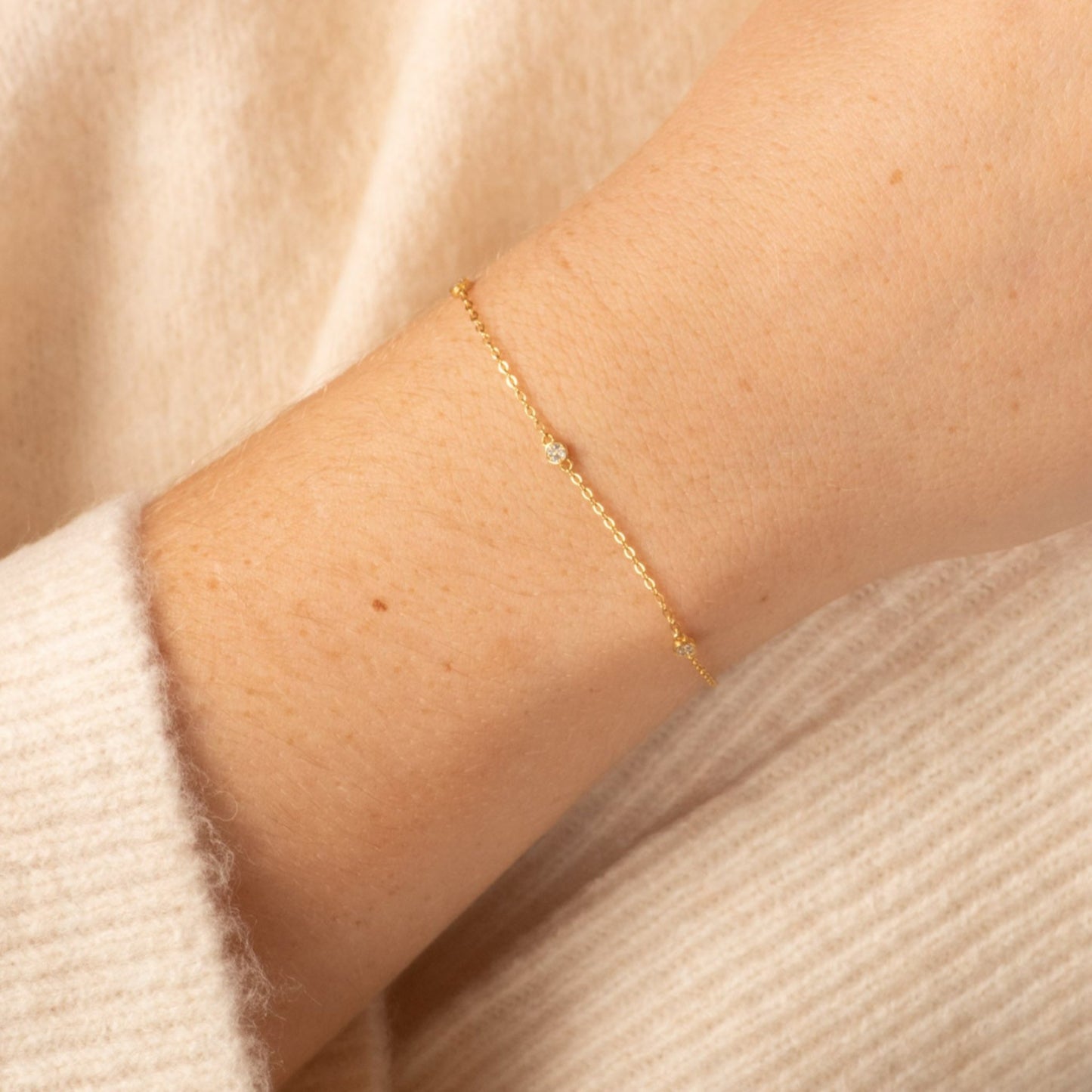 Dainty Diamond Chain Bracelet