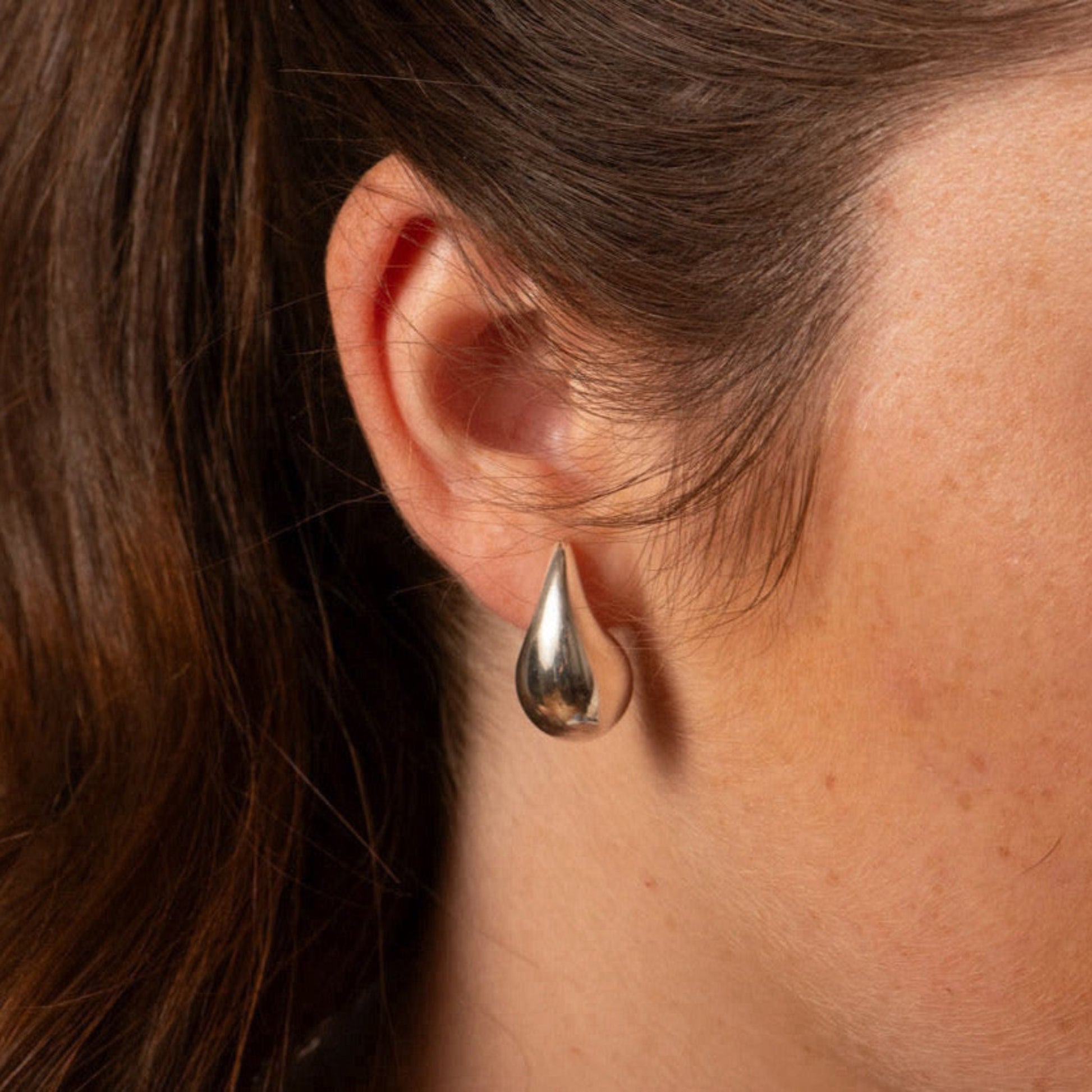 SILVER LARGE TEARDROP EARRINGS