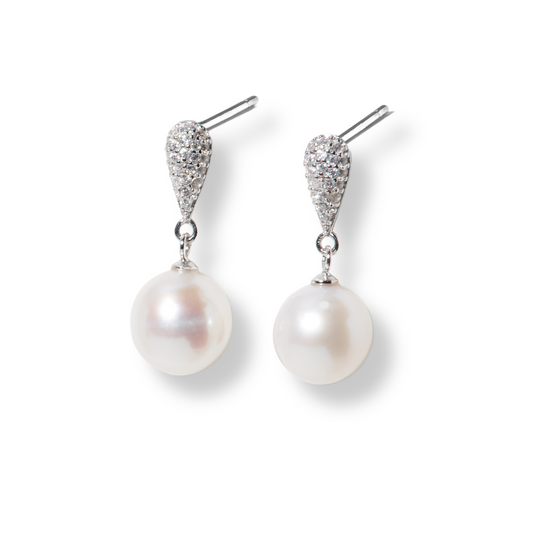 Dainty Vegan Pearl Earrings